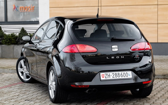 Seat Leon cena 21900 przebieg: 253000, rok produkcji 2007 z Radom małe 667